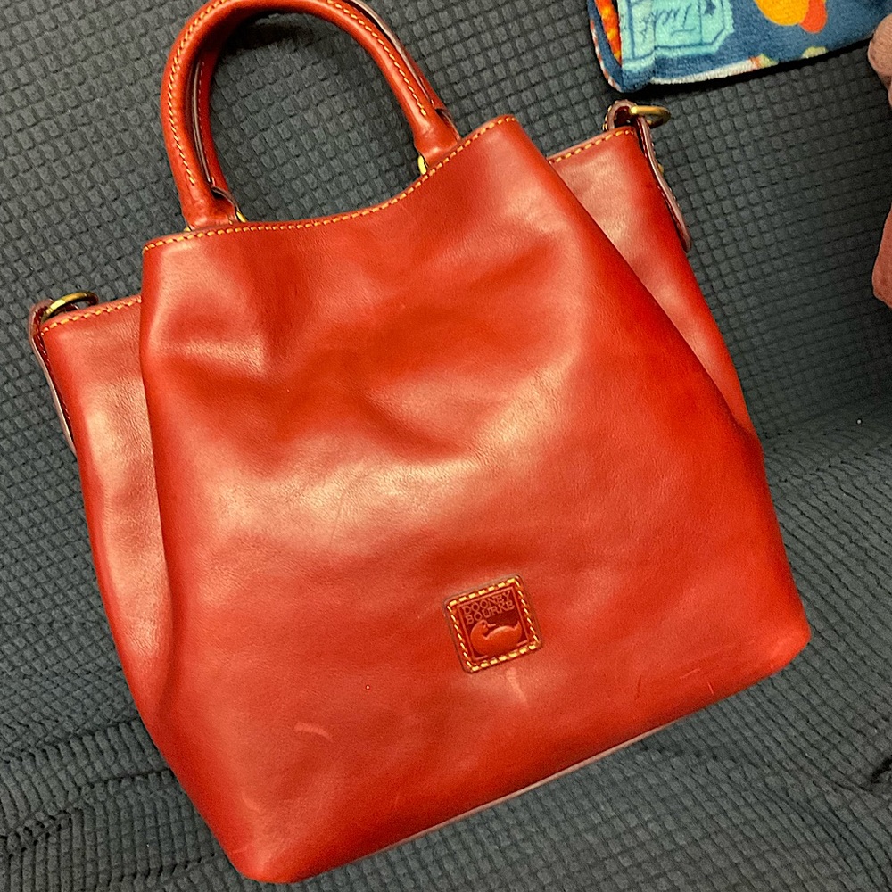 Dooney & Bourke - Florentine Barlow